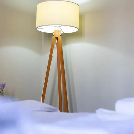 Garden Boutique 3* تيرانا