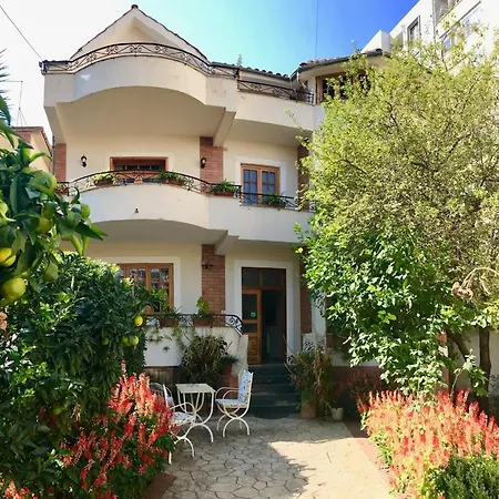 Garden Boutique Bed and breakfast *